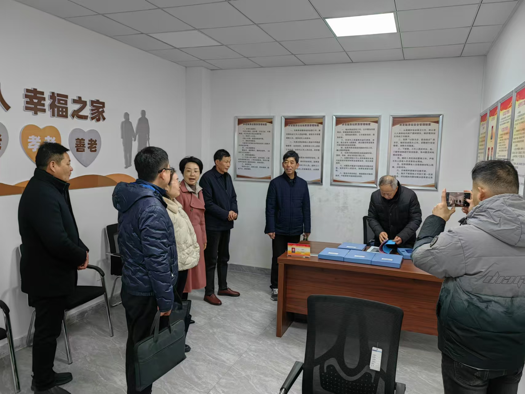 市關工委領導蒞臨倉房村檢查“三基行”工作