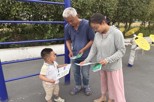 黃橋村：開展蜱蟲防治入戶宣傳活動