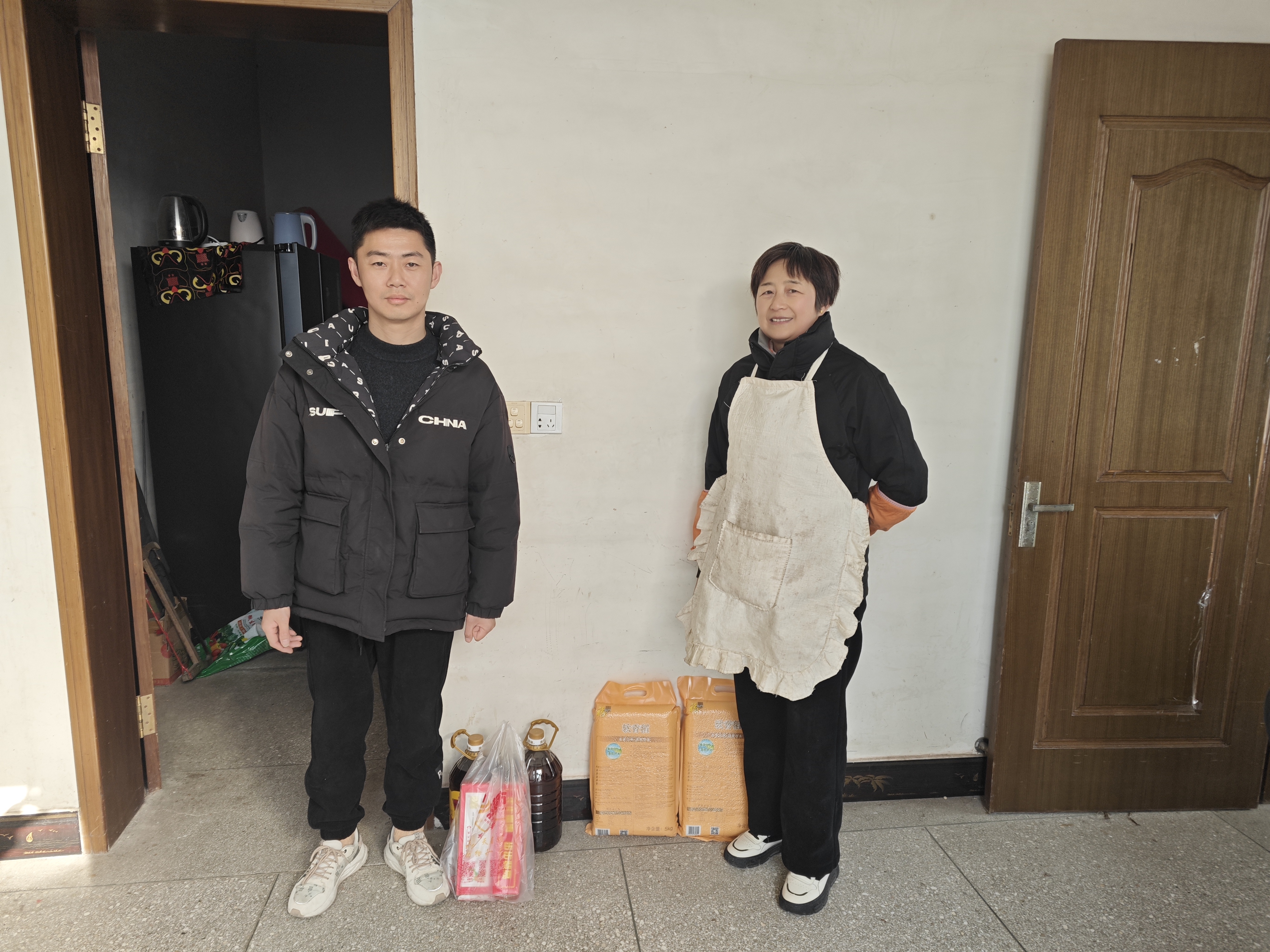 曹三村新春慰問現役軍人家屬