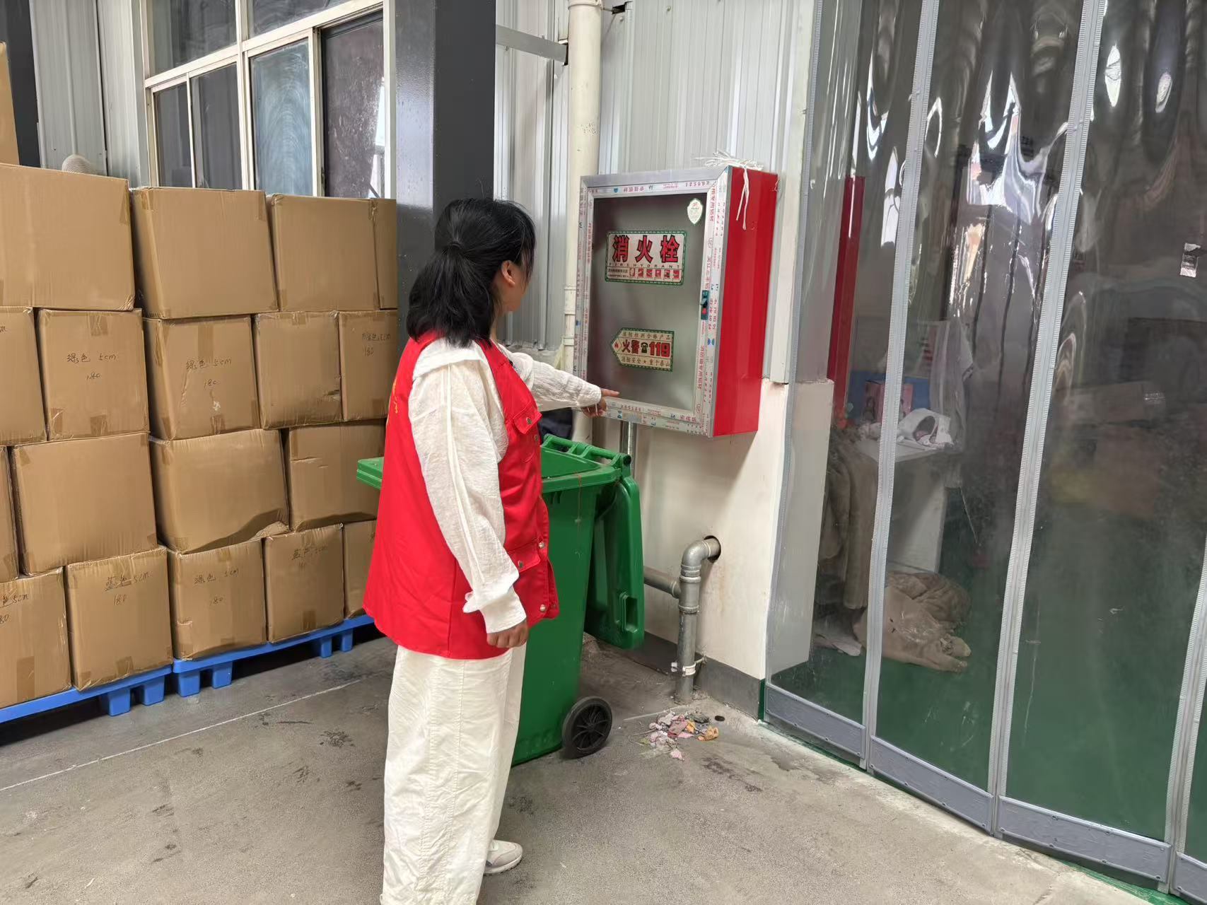秦欄鎮婦聯多舉措開展安全生產月活動