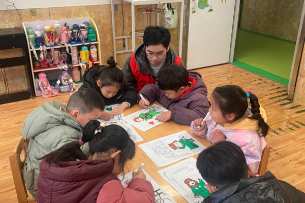 千秋街道園林社區：開展“三月春風暖，雷鋒伴我行”主題活動