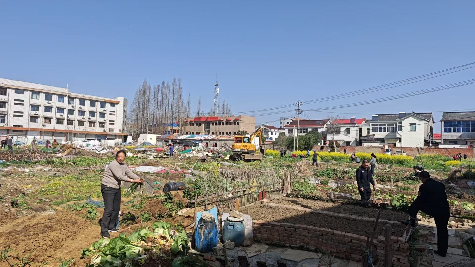 千秋街道永安社區(qū)：開展環(huán)境衛(wèi)生綜合整治工作