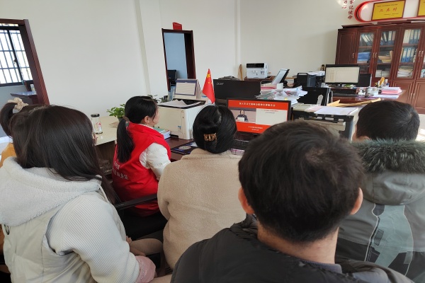 深入學習全國兩會精神宣講，凝聚奮進力量