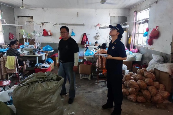鎮(zhèn)消防所到長安村檢查消防安全